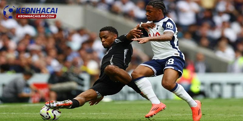 Soi kèo Tottenham vs Brentford